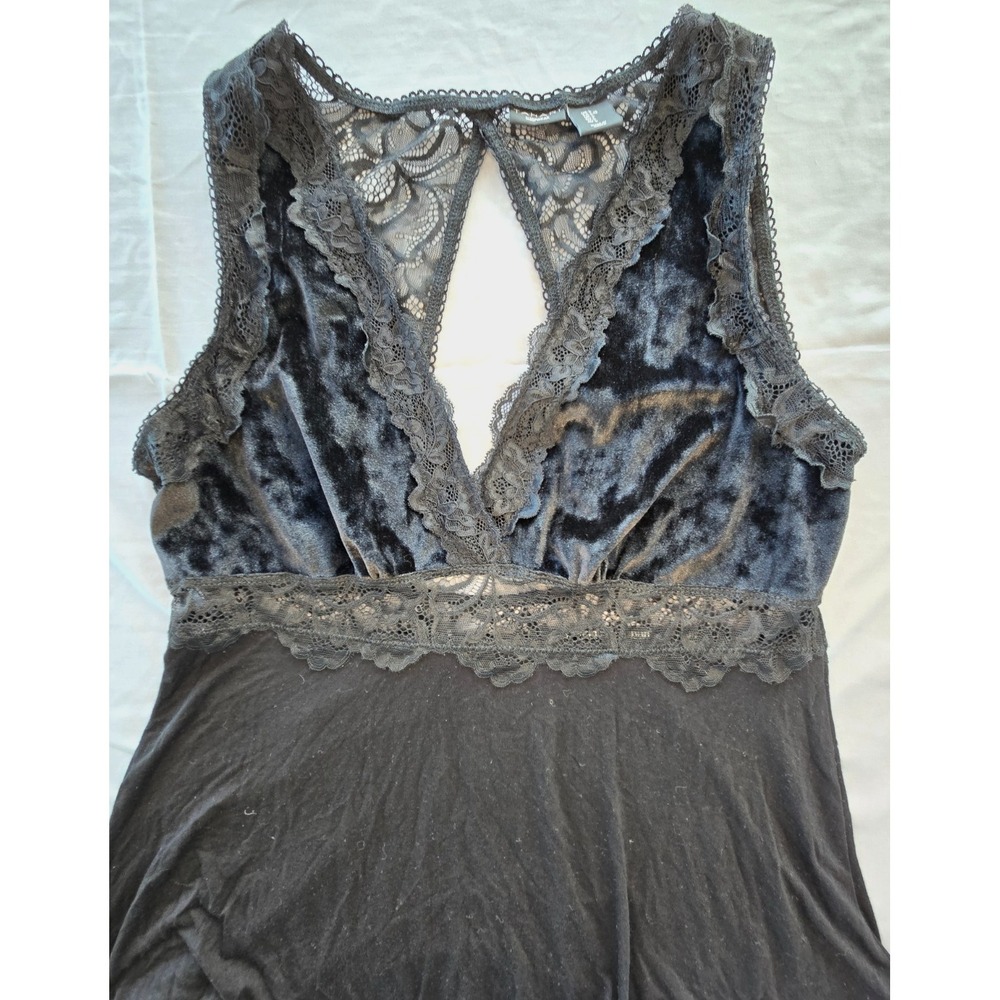 Tahari Black Lace Velour Sleepwear Top Sz L Overlay Sleeveless VNeck Mesh Whimsy - Picture 5 of 14